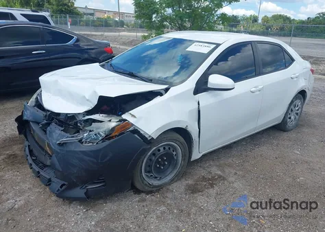 2019 Toyota Corolla Le z USA, uszkodzony, nr VIN 5YFBURHE1KP872679
